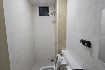 D'Summit Residences @ Kempas Utama