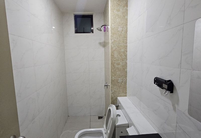 D'Summit Residences @ Kempas Utama