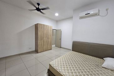 D'Summit Residences @ Kempas Utama