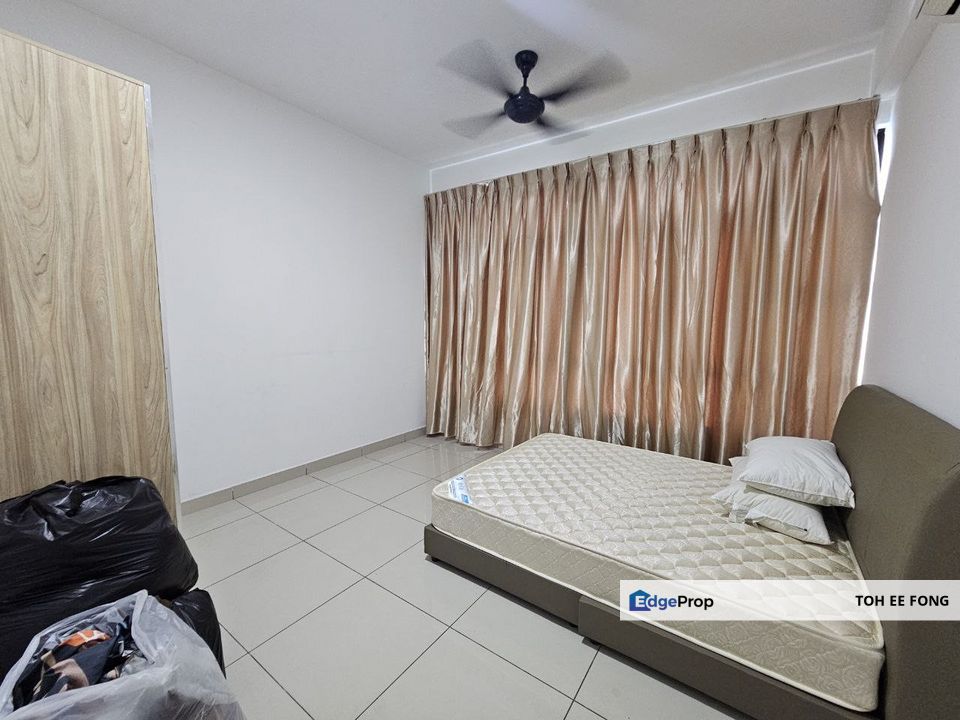 D'Summit Residences @ Kempas Utama With Private Lift For Sale, Johor, Johor Bahru