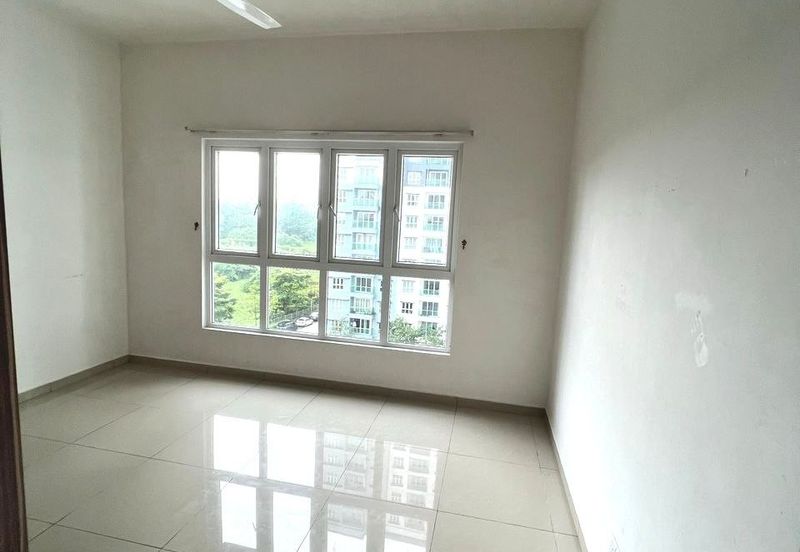 Seasons Luxury Apartments @ Amara Larkin