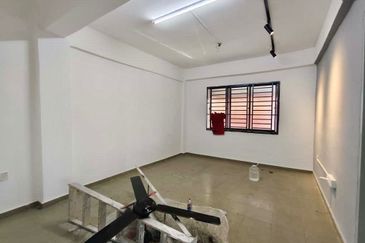 Flat Temenggong, Bandar Indahpura