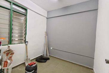 Flat Temenggong, Bandar Indahpura