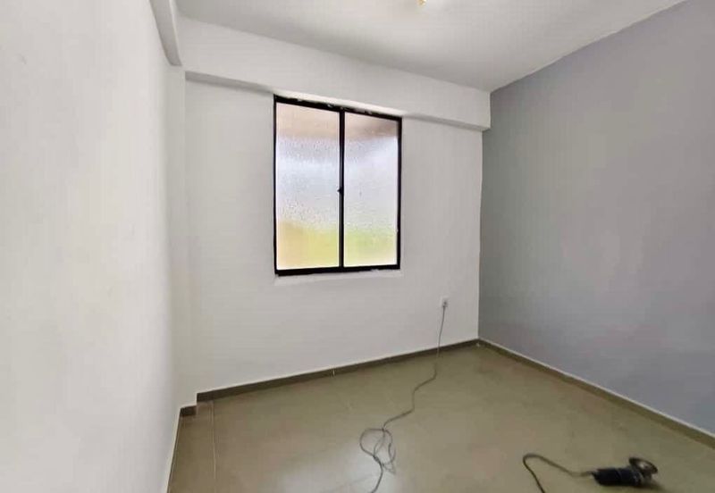 Flat Temenggong, Bandar Indahpura