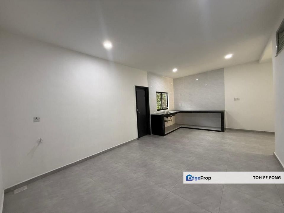 Puteri Wangsa 2 Storey Terrace House Renovated Unit For Sale, Johor, Ulu Tiram