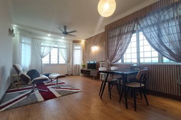 Mon Bisca, Bandar Baru Permas Jaya