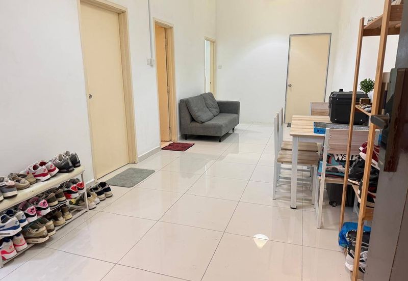 D'Summit Residences @ Kempas Utama