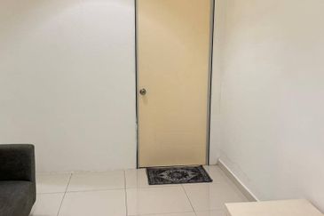 D'Summit Residences @ Kempas Utama