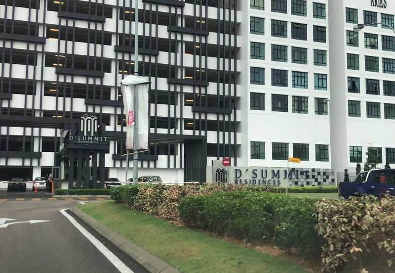 D'Summit Residences @ Kempas Utama