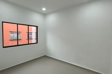 Taman Pulai Utama Flat