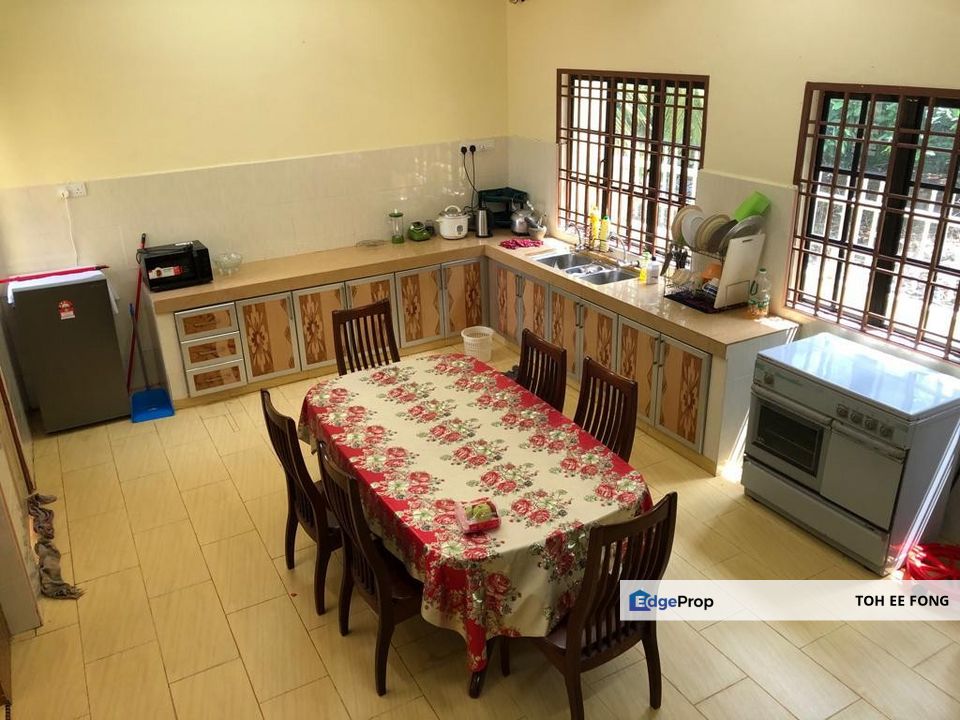 Muar Taman Putera Bakri Semi-D House For Sale, Johor, Bakri