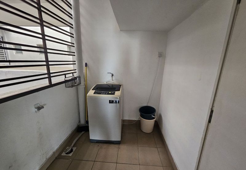 Dedaun Hijau (Greenfield Regency)