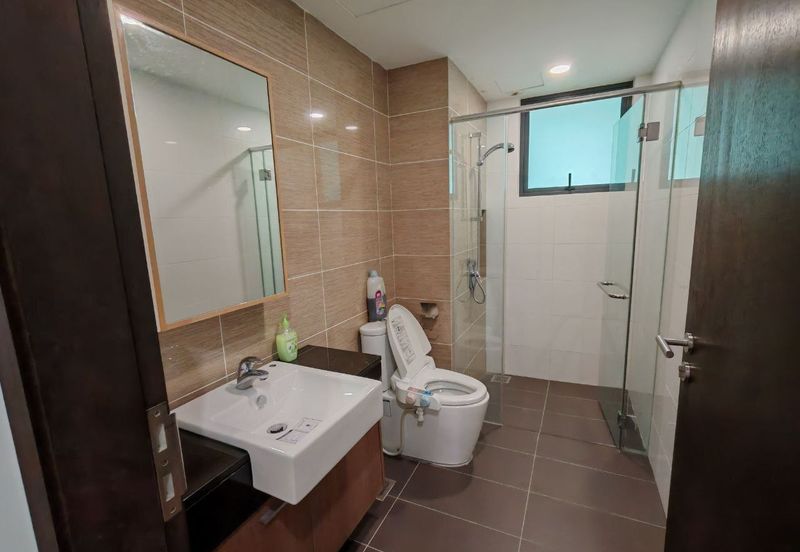 Ponderosa Lakeside Luxury Apartments