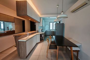 Ponderosa Lakeside Luxury Apartments