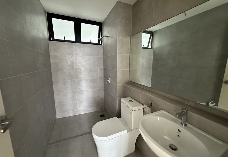 Summit @ Lagoon Residences