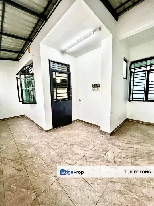 Bukit Tiram 2 Storey Terrace House Renovated Unit For Sale, Johor, Ulu Tiram