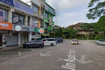 Taman Mount Austin Commercial