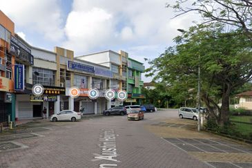 Taman Mount Austin Commercial
