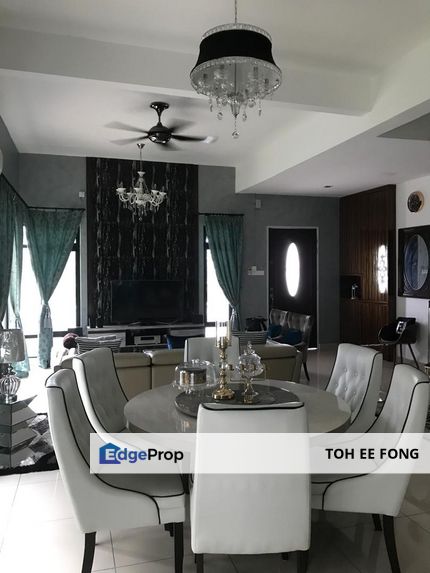 Opal @ Mutiara Mas 3 Storey Cluster House Renovated Unit For Sale, Johor, Skudai