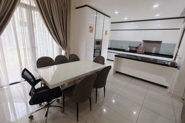 Avira Garden Terraces @ Medini