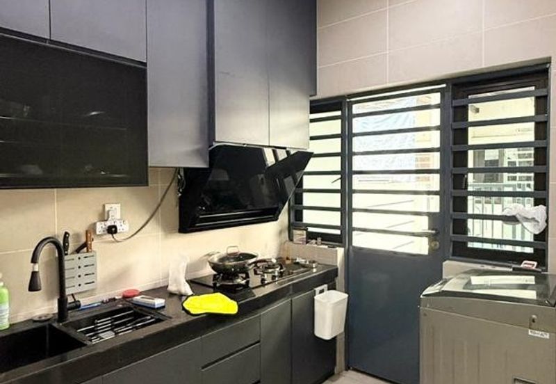 The Canal Garden South, Horizon Hills