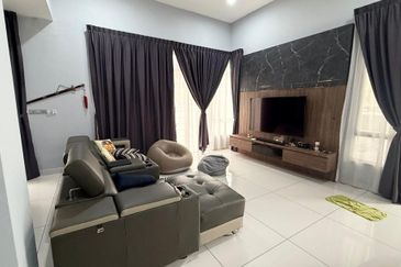 The Canal Garden South, Horizon Hills