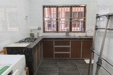 Taman Austin Heights