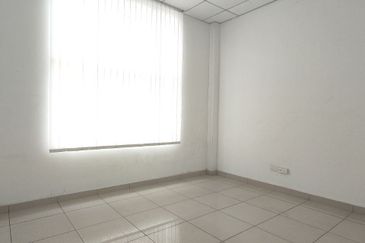 Kempas Utama Industrial Park