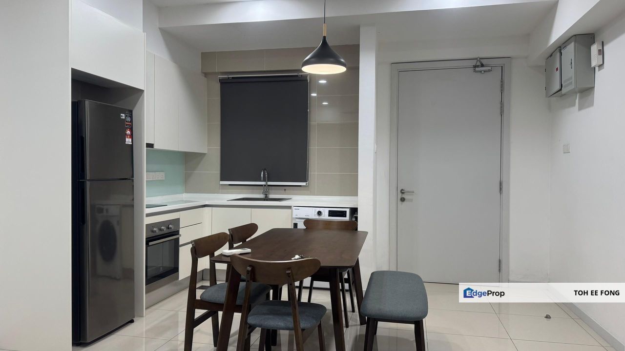 Iskandar Residences @ Medini Fully Furnished & Renovated Unit For Sale, Johor, Nusajaya