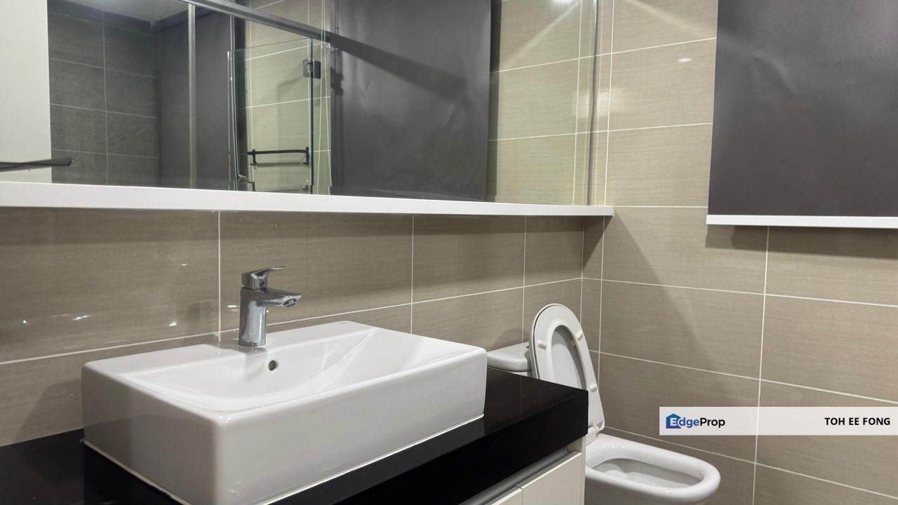 Iskandar Residences @ Medini Fully Furnished & Renovated Unit For Sale, Johor, Nusajaya