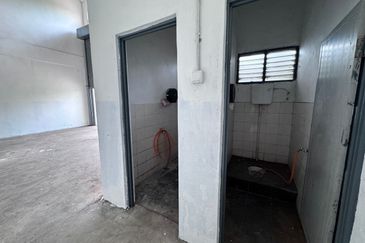 Kempas Utama Industrial Park