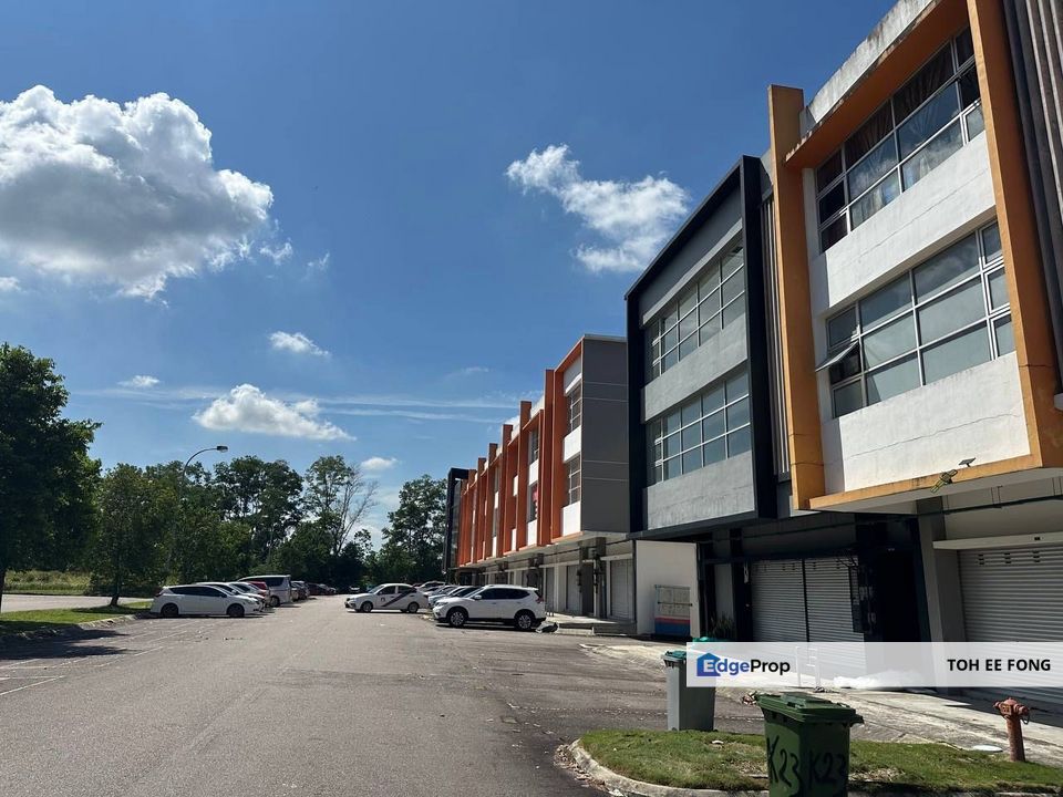 Gelang Patah 3 Storey Shop Lot For Sale, Johor, 