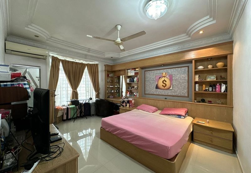 Taman Ungku Tun Aminah