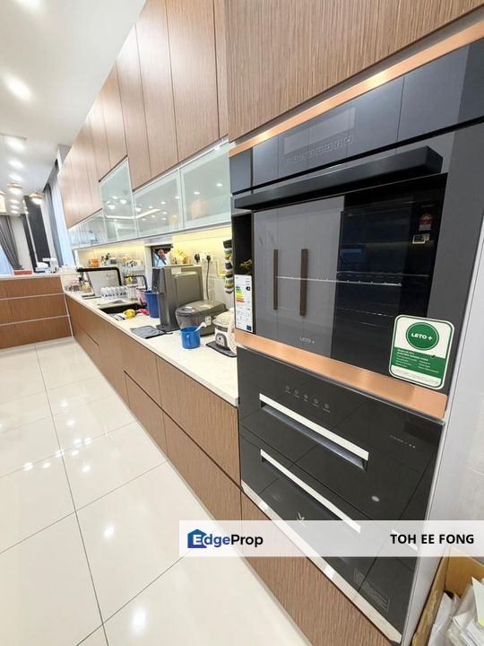 Bandar Cemerlang 3 Storey Cluster House Fully Furnished & Fully Renovated Unit For Sale, Johor, Ulu Tiram