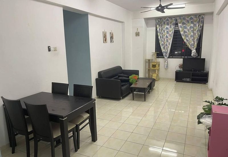 Indah Court Apartment