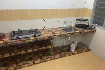 Indah Court Apartment