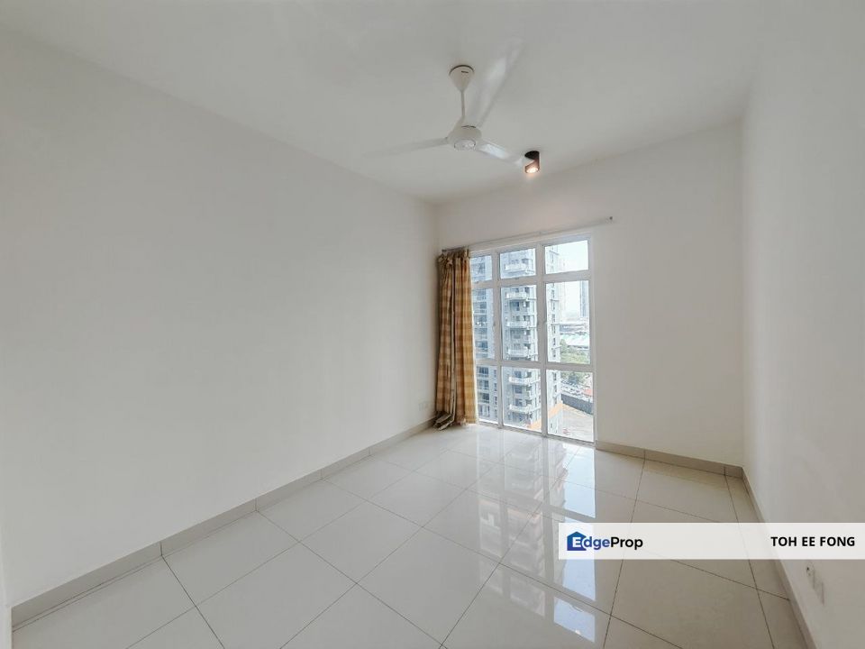 SkySuites @ Bukit Meldrum JB Town Area For Sale, Johor, Johor Bahru