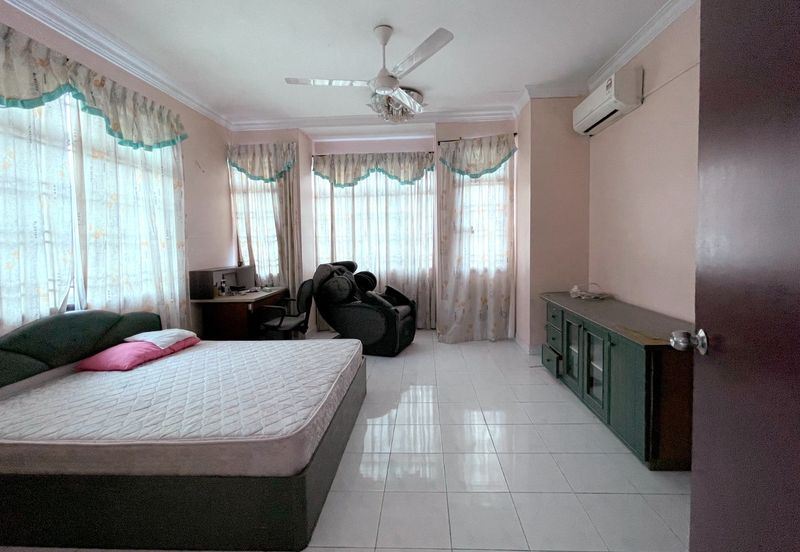 Taman Ungku Tun Aminah