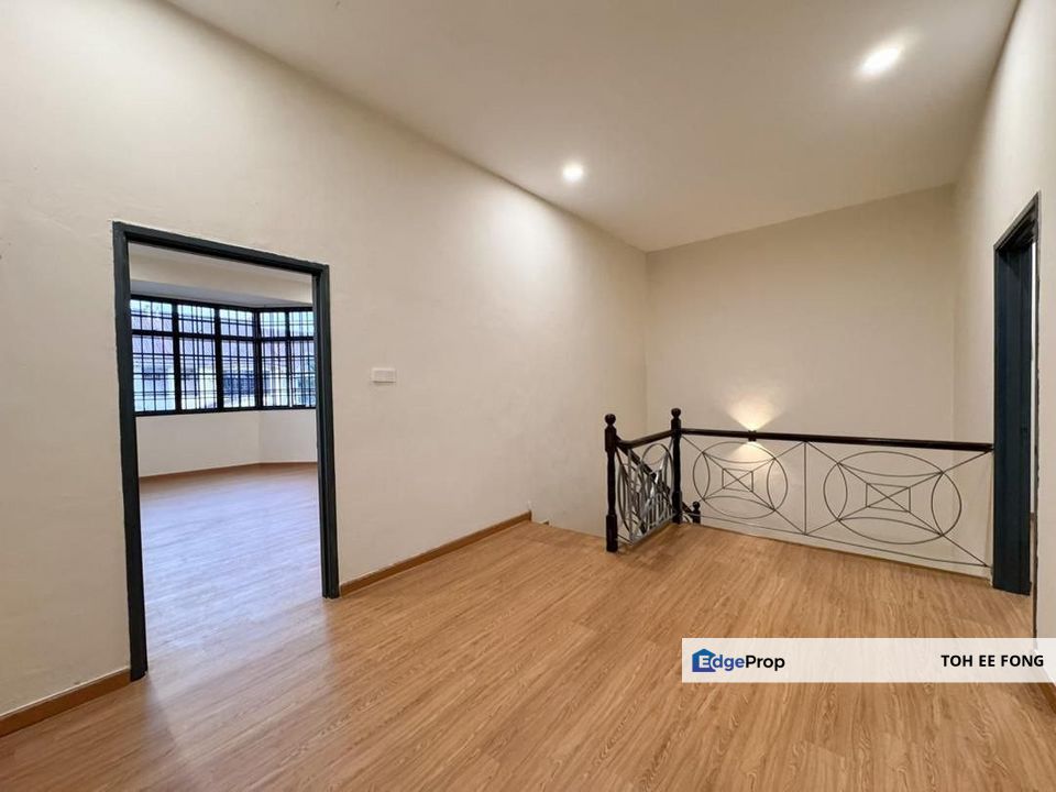 Dato Chellam 2 Storey Terrace House Fully Renovated Unit For Sale, Johor, Ulu Tiram