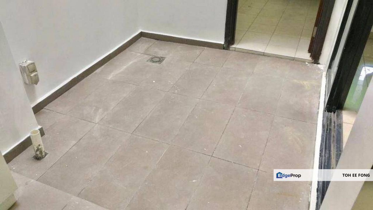 Senibong Cove Wateredge 2 Storey Semi-D For Sale, Johor, Masai