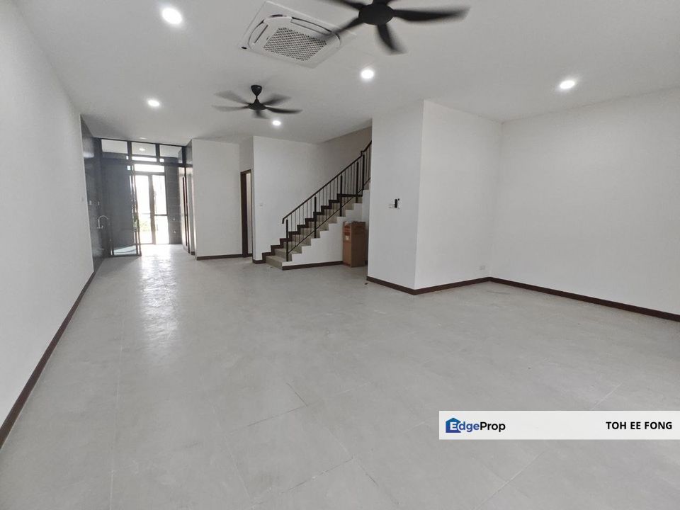 Aurora Sentral 2 Storey Superlink Renovated Unit For Sale, Johor, 
