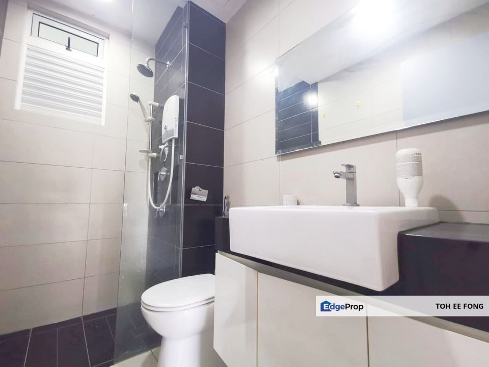 Tropez Residence @ Danga Bay High Floor Fully Furnished Unit For Sale, Johor, Johor Bahru