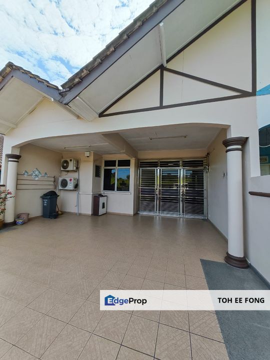 Bukit Jaya 1.5 Storey Terrace House Fully Furnished Unit For Sale, Johor, Ulu Tiram