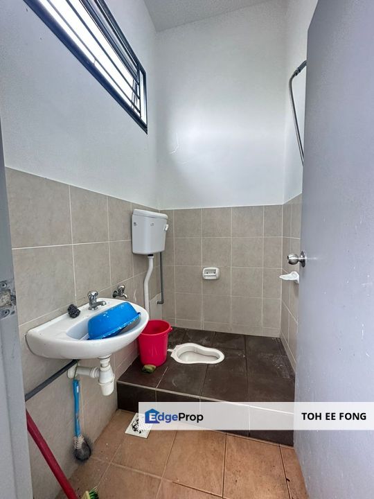 Acacia Pulai Mutiara 3 Storey Terrace House End Lot For Sale, Johor, 