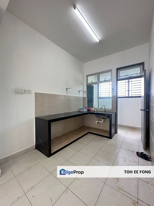 Acacia Pulai Mutiara 3 Storey Terrace House End Lot For Sale, Johor, 