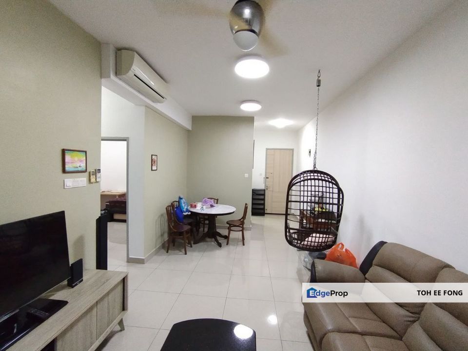 Seasons Luxury Apartment Fully Furnished Corner Lot For Sale Full Loan Unit, Johor, Johor Bahru