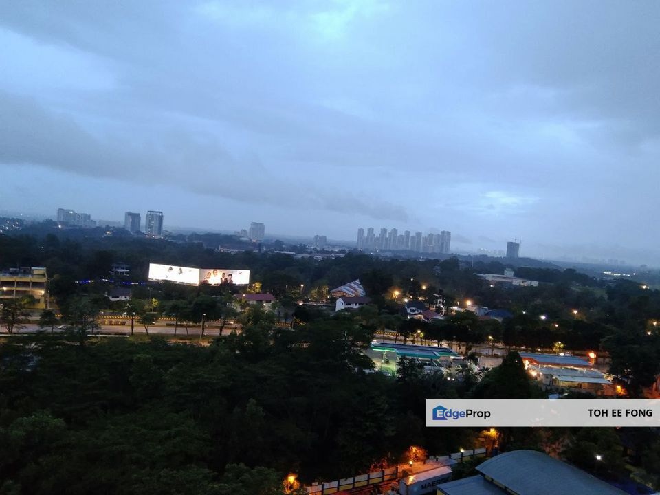 Seasons Luxury Apartment Fully Furnished Corner Lot For Sale Full Loan Unit, Johor, Johor Bahru