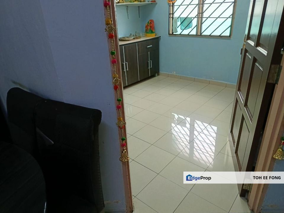Taman Universiti Single Storey Terrace House Renovated Unit For Sale, Johor, Skudai