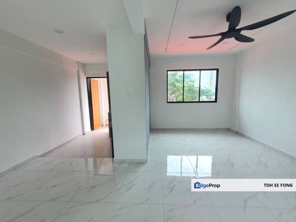 Taman Molek Low Cost Flat Fully Renovated Unit For Sale, Johor, Johor Bahru