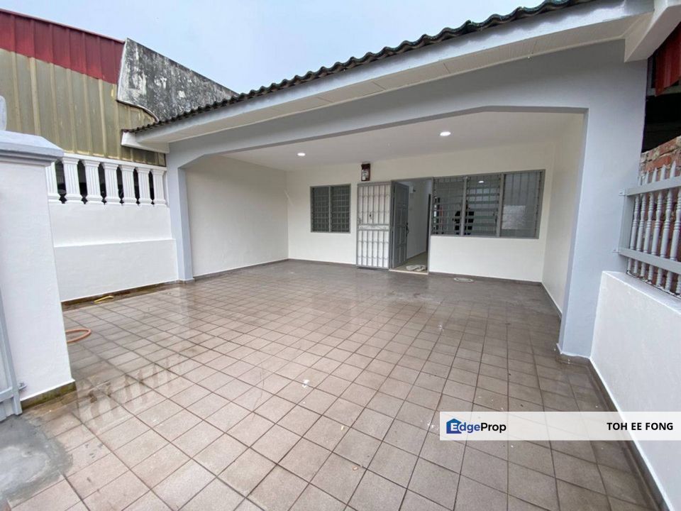 Taman Universiti @ Skudai Single Storey Low Cost House Fully Renovated Unit For Sale, Johor, Skudai